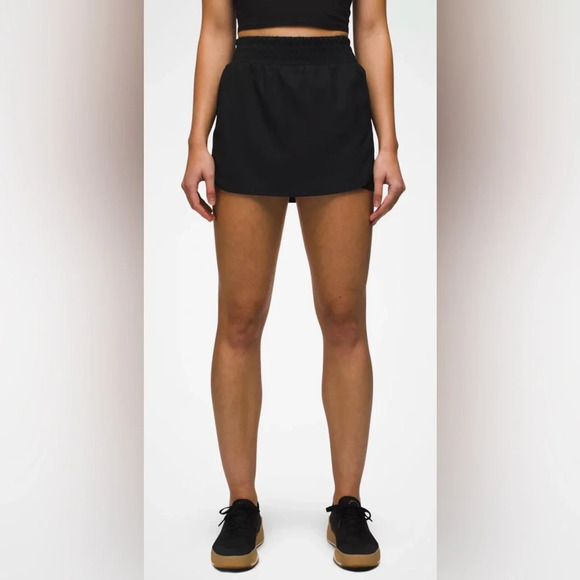 NWT Prana Peak to Pavement Skort Black Size S - Picture 2 of 9